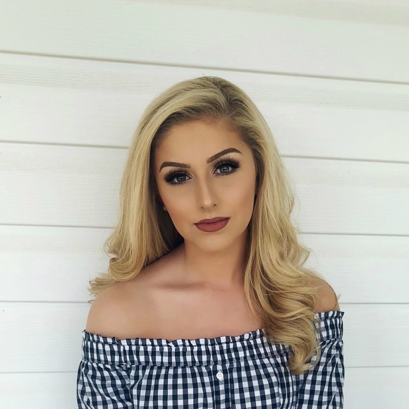 Meet your Posher, Haley - Picture 1 of 1